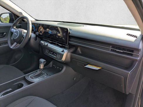 Used 2025 Hyundai Kona SEL AWD/4WD image 22