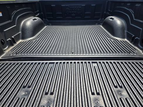 Used 2019 RAM 1500 Express AWD/4WD image 13