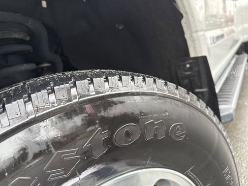 Certified 2022 Ford F350 Lariat w/ Chrome Package image 13