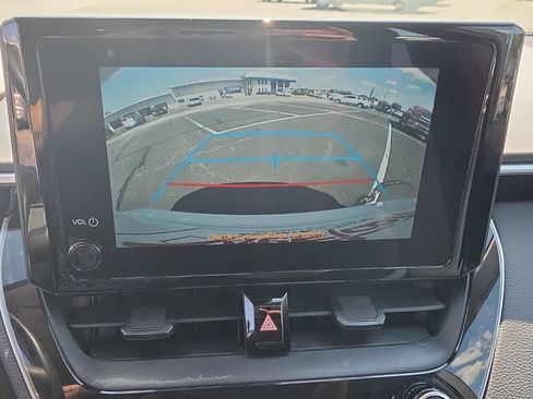 Used 2024 Toyota Corolla LE FWD image 19