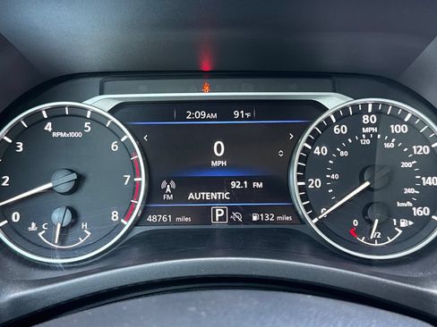 Used 2024 Nissan Sentra SV FWD image 26