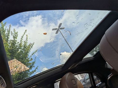 Used 2017 Mercedes-Benz S 550 4MATIC Sedan image 27