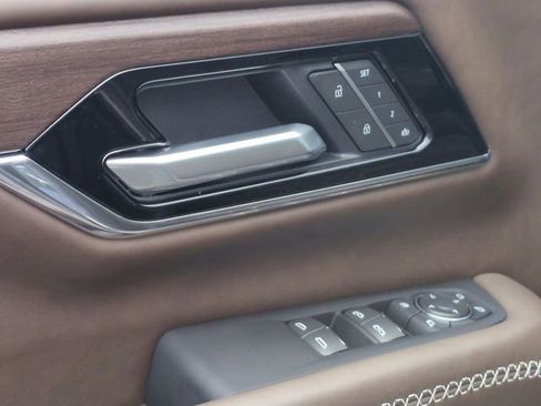 New 2026 GMC Yukon XL Denali Ultimate AWD/4WD image 24