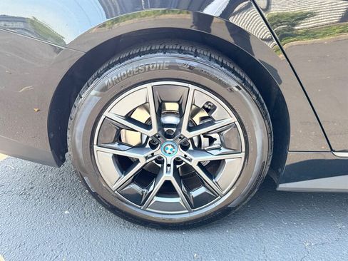 Used 2023 BMW i4 eDrive35 RWD image 22