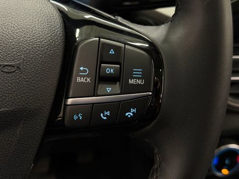 Used 2022 Ford Escape SEL image 25