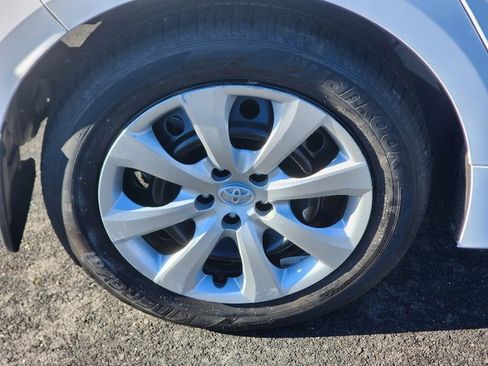 Used 2023 Toyota Corolla LE image 12