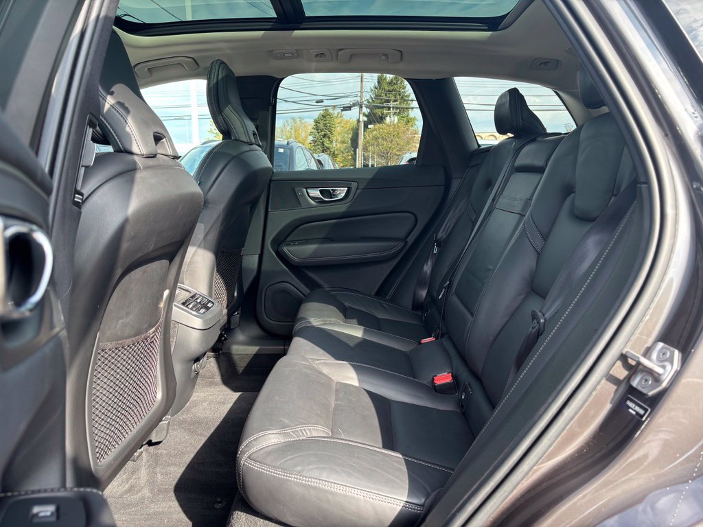 Used 2022 Volvo XC60 B6 Inscription w/ Advanced Package AWD/4WD image 20
