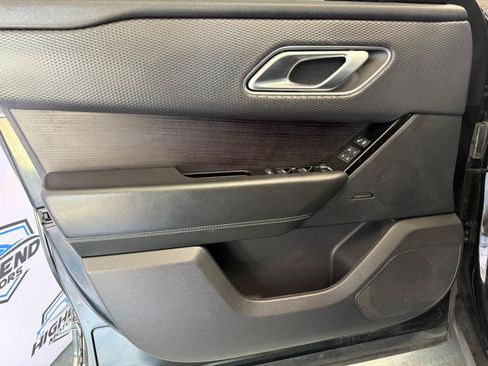 Used 2020 Land Rover Range Rover Velar R-Dynamic S AWD/4WD image 11