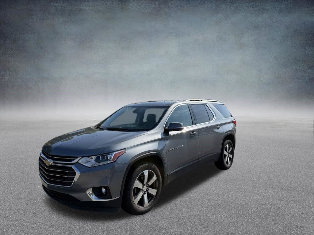 Used 2019 Chevrolet Traverse LT w/ LT Premium Package AWD/4WD image 1