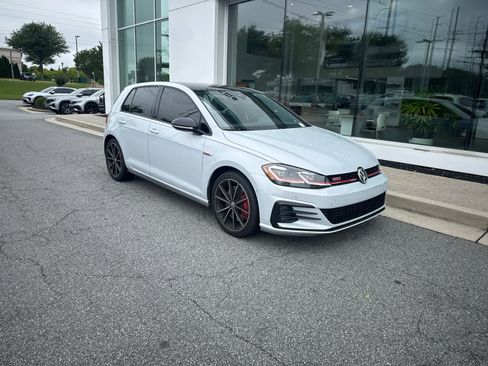 Used 2021 Volkswagen GTI Autobahn FWD image 2