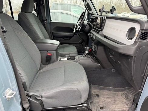 Used 2024 Jeep Wrangler Sport S image 6