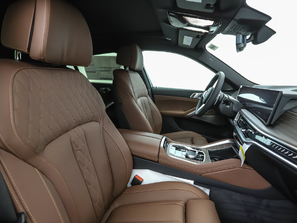 New 2027 BMW X6 xDrive40i w/ Climate Comfort Package AWD/4WD image 31