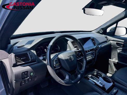 Used 2023 Honda Passport Elite image 11