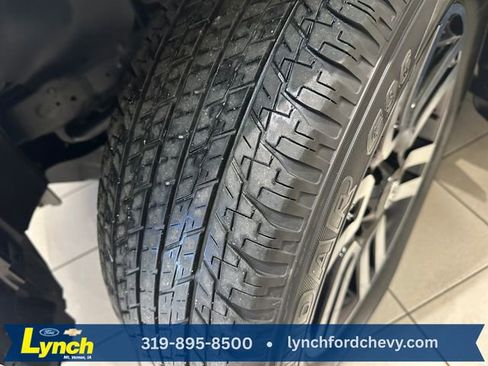 Used 2022 Toyota 4Runner Limited image 32