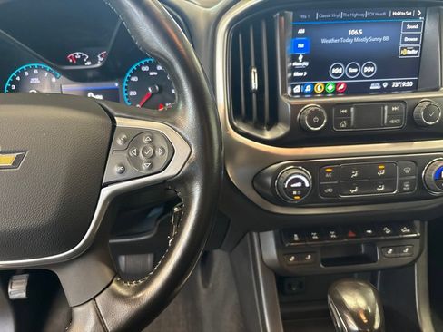 Used 2022 Chevrolet Colorado ZR2 w/ Colorado ZR2 Bison Edition AWD/4WD image 19