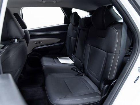 Used 2022 Hyundai Tucson SE image 22