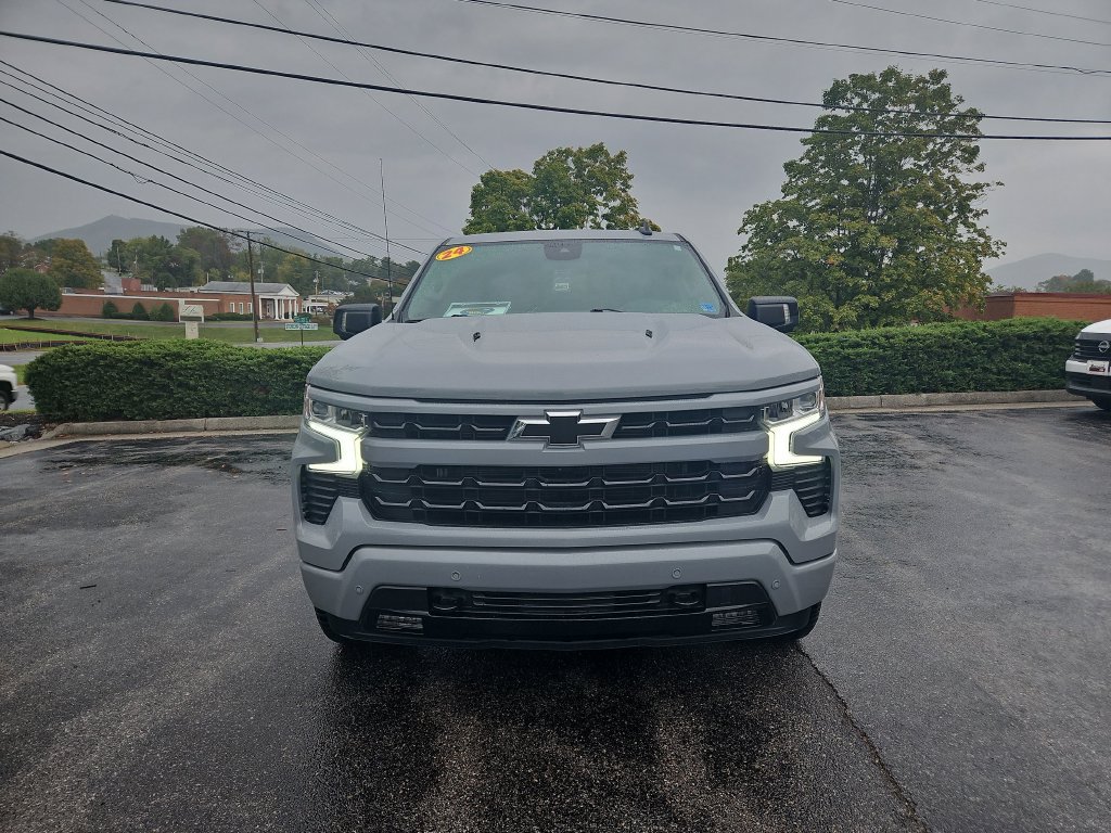 Used 2024 Chevrolet Silverado 1500 RST w/ Convenience Package II AWD/4WD image 9