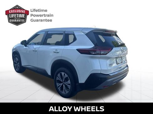 Certified 2023 Nissan Rogue SV FWD image 4
