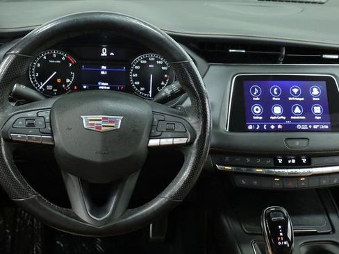 Used 2023 Cadillac XT4 Sport image 11