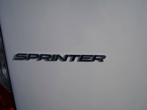 Used 2023 Mercedes-Benz Sprinter 2500 image 24