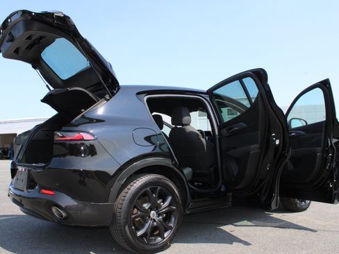 Used 2024 Dodge Hornet R/T w/ R/T Blacktop Package AWD/4WD image 18