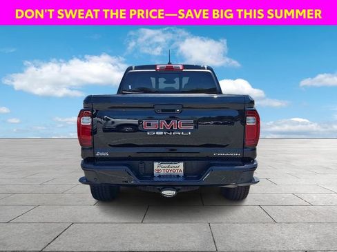 Used 2024 GMC Canyon Denali AWD/4WD image 7