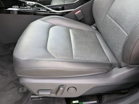Certified 2023 Kia Niro Wave FWD image 21