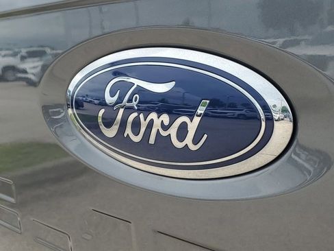 Certified 2022 Ford F150 XLT w/ Equipment Group 302A High image 13