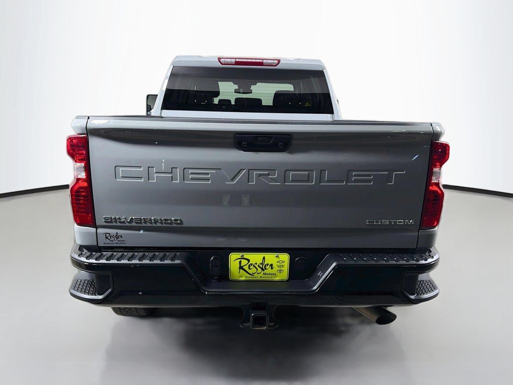 Used 2025 Chevrolet Silverado 2500 Custom w/ Custom Convenience Package AWD/4WD image 7