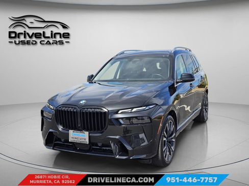 Used 2025 BMW X7 xDrive40i w/ Premium Package AWD/4WD image 7