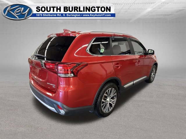 Used 2018 Mitsubishi Outlander SEL AWD/4WD image 6