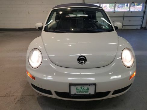 Used 2009 Volkswagen Beetle S FWD image 18