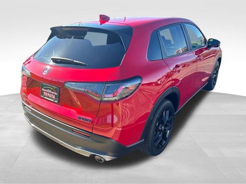 Used 2024 Honda HR-V Sport image 6