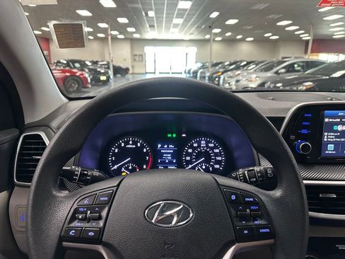 Used 2019 Hyundai Tucson Sport image 17