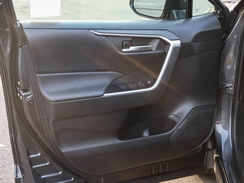 Certified 2025 Toyota RAV4 XLE image 20