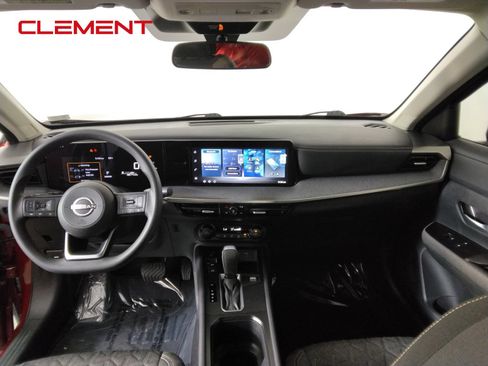 Used 2026 Nissan Kicks SV FWD image 27