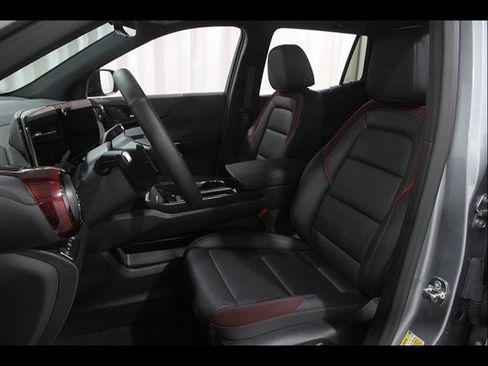 Used 2026 Chevrolet Equinox RS w/ Convenience Package III AWD/4WD image 5
