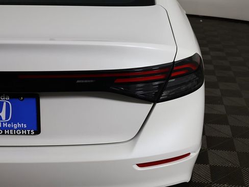 Certified 2025 Honda Accord SE image 16