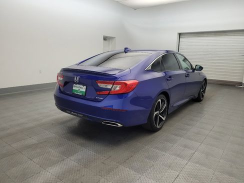 Used 2018 Honda Accord Sport image 9