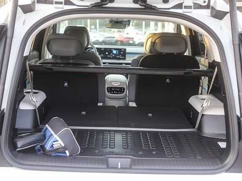 New 2026 Hyundai Ioniq 9 Limited image 29