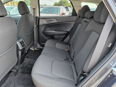 Certified 2024 Kia Sportage LX FWD image 18