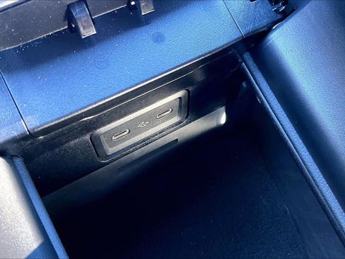 Certified 2024 Mercedes-Benz CLE 300 4MATIC Cabriolet image 35