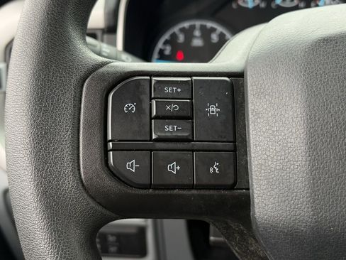 Used 2022 Ford F150 XL w/ Equipment Group 101A High RWD image 16