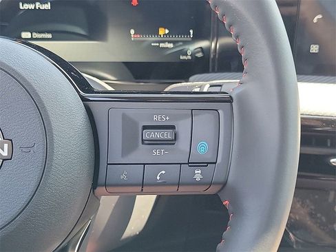 New 2026 Nissan Kicks SR w/ Illumination Package FWD image 7