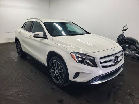 Used 2017 Mercedes-Benz GLA 250 GLA 250 4dr SUV image 3