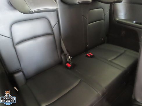 Used 2025 Nissan Pathfinder SL FWD image 25