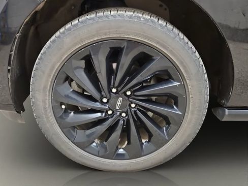 Used 2020 Lincoln Navigator Reserve w/ Equipment Group 208A Reserve AWD/4WD image 24