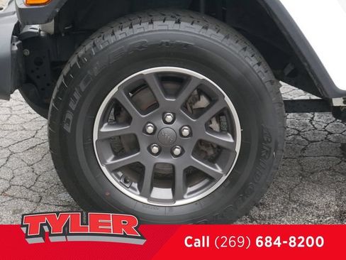 Used 2021 Jeep Gladiator Sport w/ Quick Order Package 24Q 80Th AWD/4WD image 45
