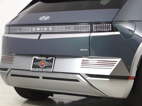 Used 2024 Hyundai Ioniq 5 Limited image 46