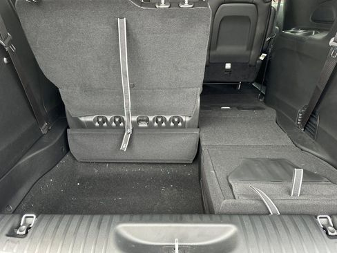 New 2026 Chrysler Pacifica Select image 19